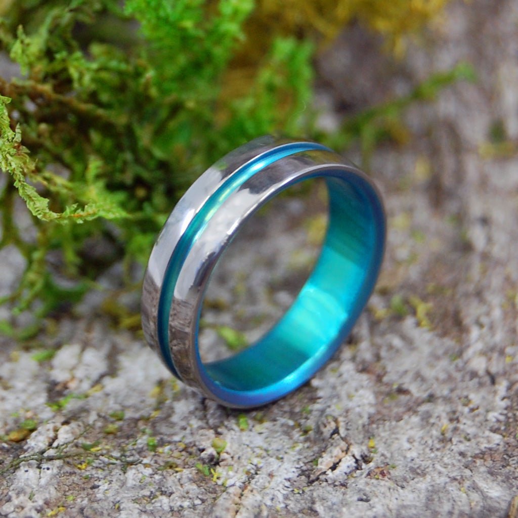 GREEN SIGNATURE | Size 4.75 At 4.88mm | Titanium Wedding Ring | On Sale - Minter and Richter Designs