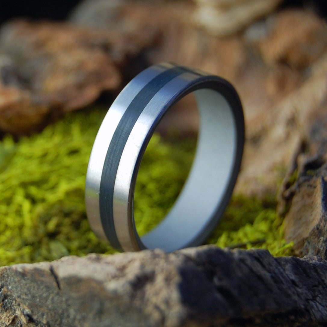 IT'S ALL IN THE FINISH | Onyx Stone -  Titanium Wedding Ring - Minter and Richter Designs