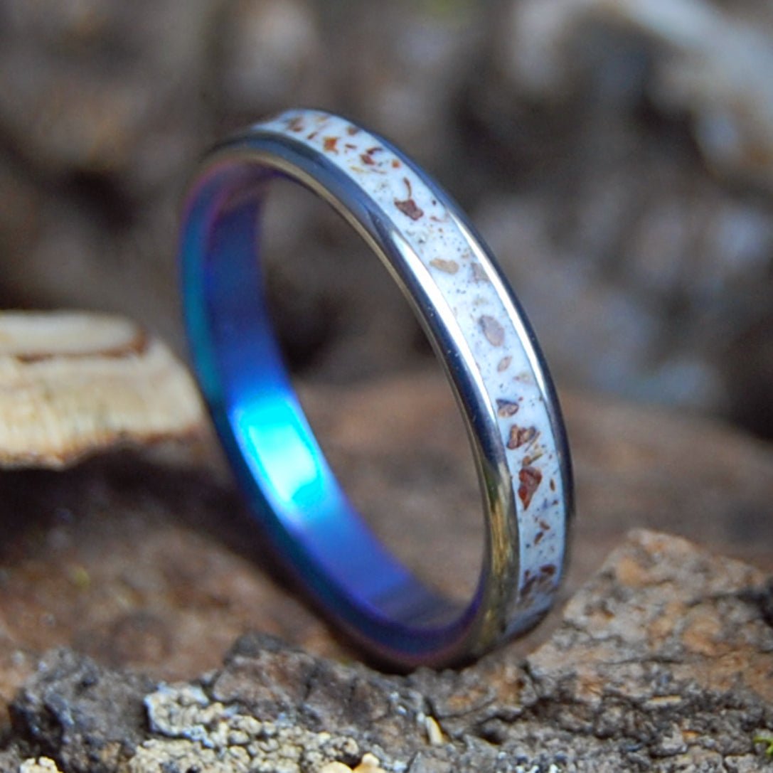 JOSHUA TREE DESERT DREAM | Desert Sand and Bark & Titanium Wedding Ring - Minter and Richter Designs