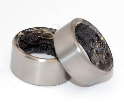 Kore | Black Box Elder Wood - Wooden Wedding Rings - Minter and Richter Designs