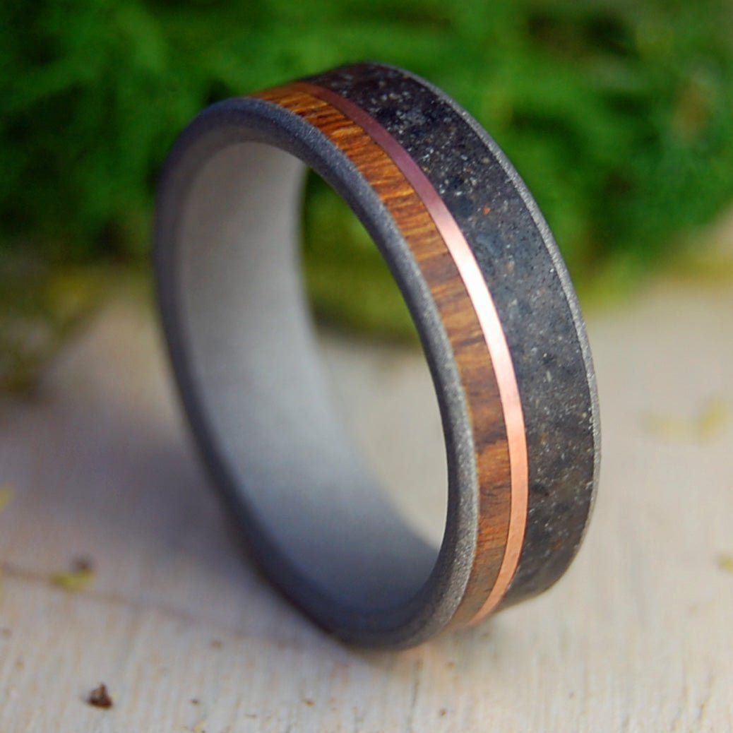 La Jolla Lava | Men's Icelandic Lava, La Jolla CA Sand, Copper and Desert Ironwood & Titanium Wedding Ring - Minter and Richter Designs