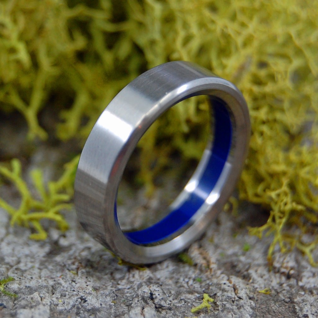 LAPIS LAZULI HUMBLE MAJESTY | Size 8 At 5.6mm | Titanium Wedding Ring | On Sale - Minter and Richter Designs