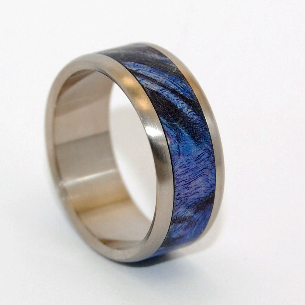 Linger In The Hills | Men's Blue Box Elder Wood & Titanium Wedding Ring - Minter and Richter Designs