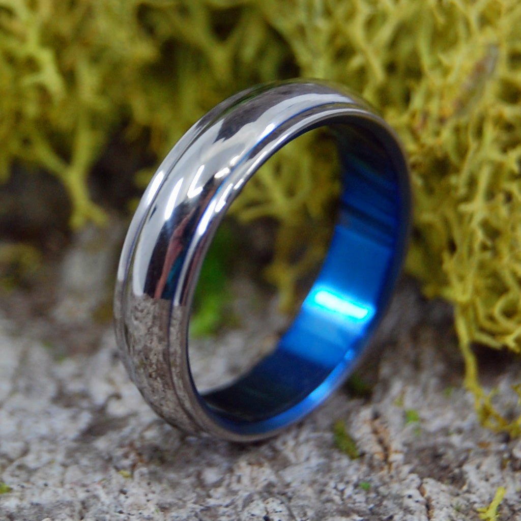 LOVE'S GIFT | Size 8 At 5.6mm | Titanium Wedding Ring | On Sale - Minter and Richter Designs