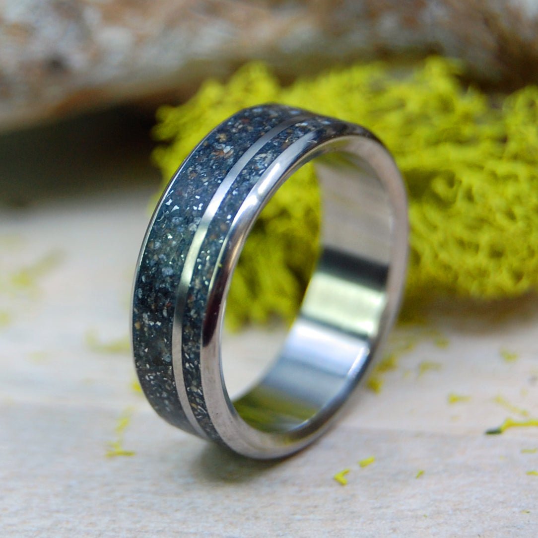 Meteorite Hits Maui | Men's Meteorite, Kaanapali Maui Beach Sand & Titanium Wedding Ring - Minter and Richter Designs