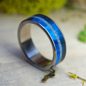 MOODY BLUE AQUAMARINE | Beach Sand & Marbled Resin Wedding Ring - Minter and Richter Designs