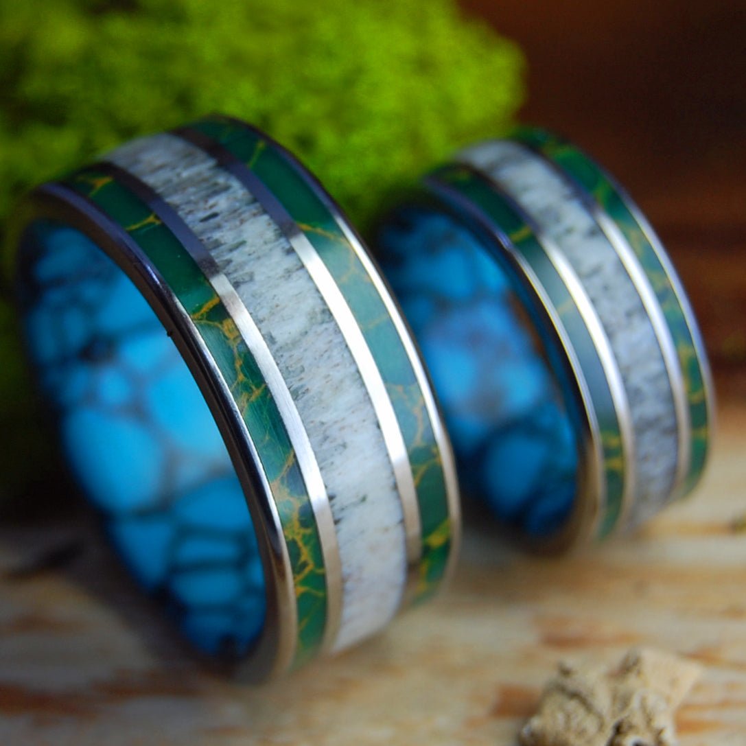 MOOSE IN MAINE GRASS SET | Moose Antler & Turquoise, Egyptian Jade - Titanium Wedding Rings Set - Minter and Richter Designs
