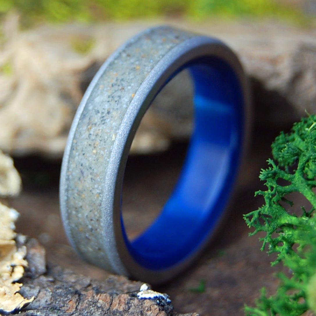NARRAWALLEE BLUE | Men's Blue Marbled, Beach Sand & Titanium Wedding Ring - Minter and Richter Designs