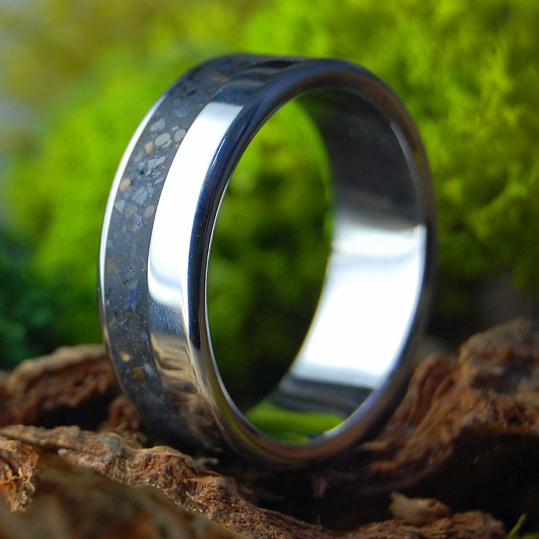 OCEAN BEACH SAN FRANCISCO | Ocean Beach CA Beach Sand & Inox Wedding Ring - Minter and Richter Designs