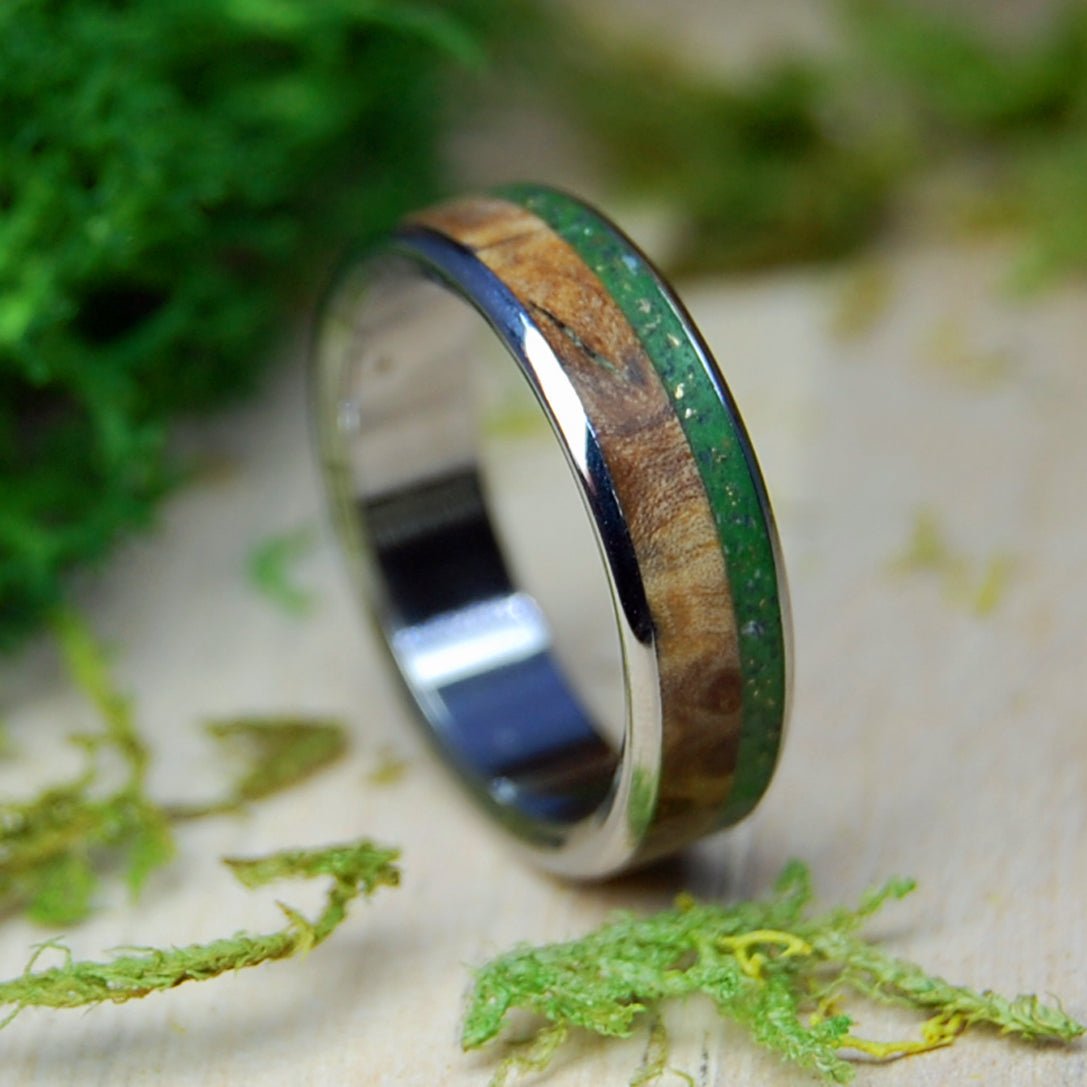 Ogunquit Acadia Gold Inox | Beach Sand & Gold & Birds Eye Maple Wood - Unique Wedding Ring - Minter and Richter Designs