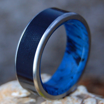 ONYX OCEAN | Men's Onyx Stone, Blue Black M3 & Titanium Wedding Ring - Minter and Richter Designs