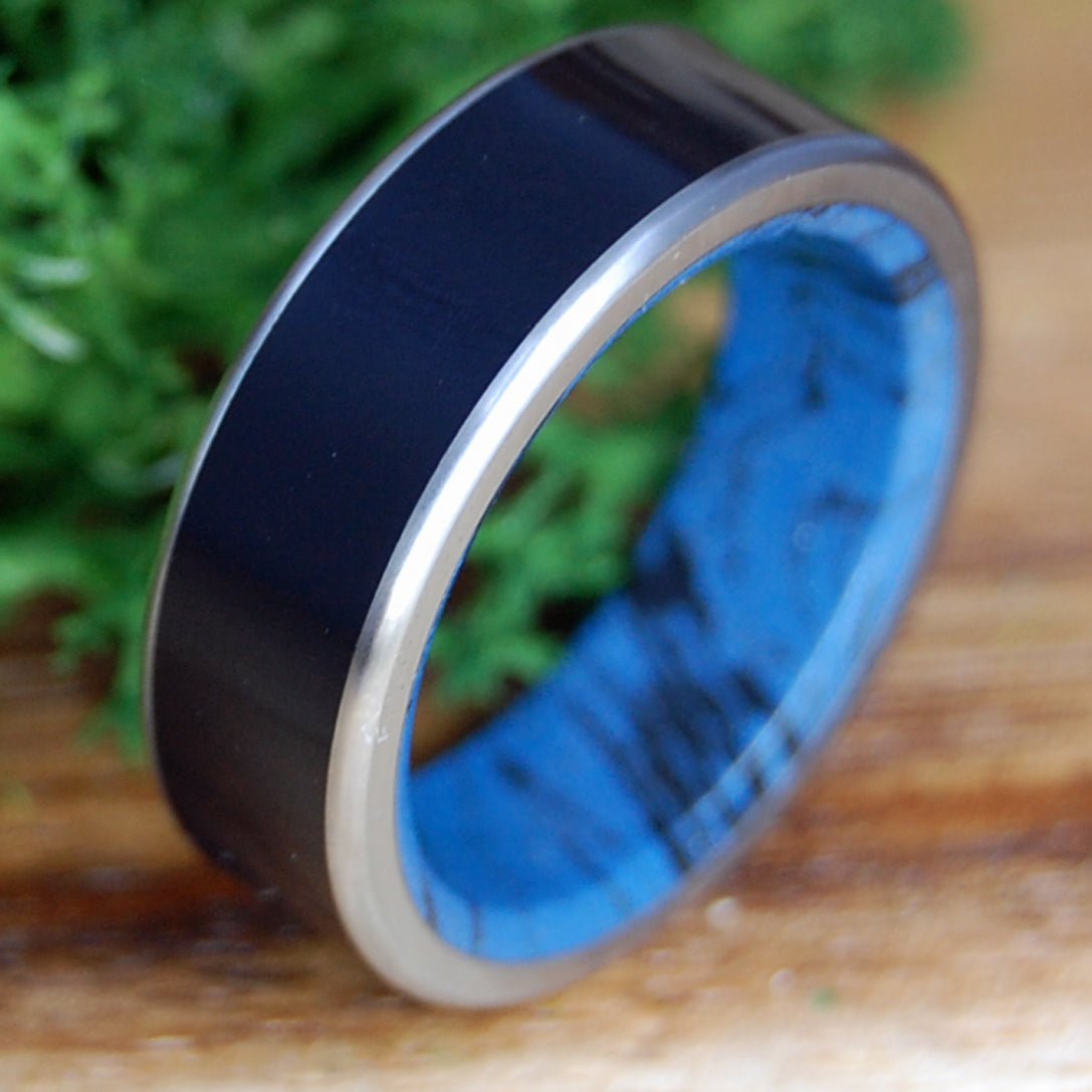 ONYX OCEAN | Men's Onyx Stone, Blue Black M3 & Titanium Wedding Ring - Minter and Richter Designs