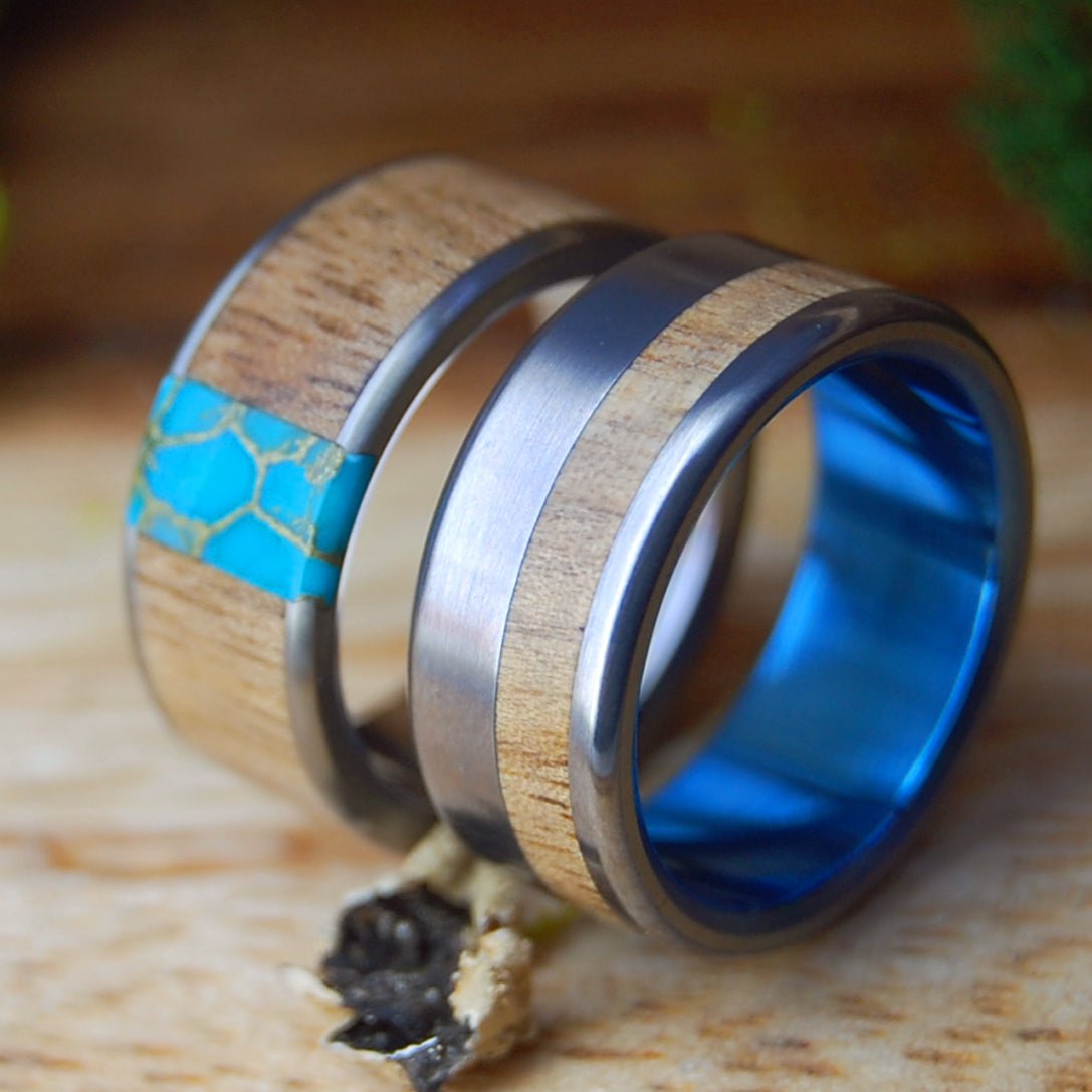 OREGON MYRTLE WANDER GOLD | Oregon Myrtle Wood - Titanium Wedding Rings - Minter and Richter Designs