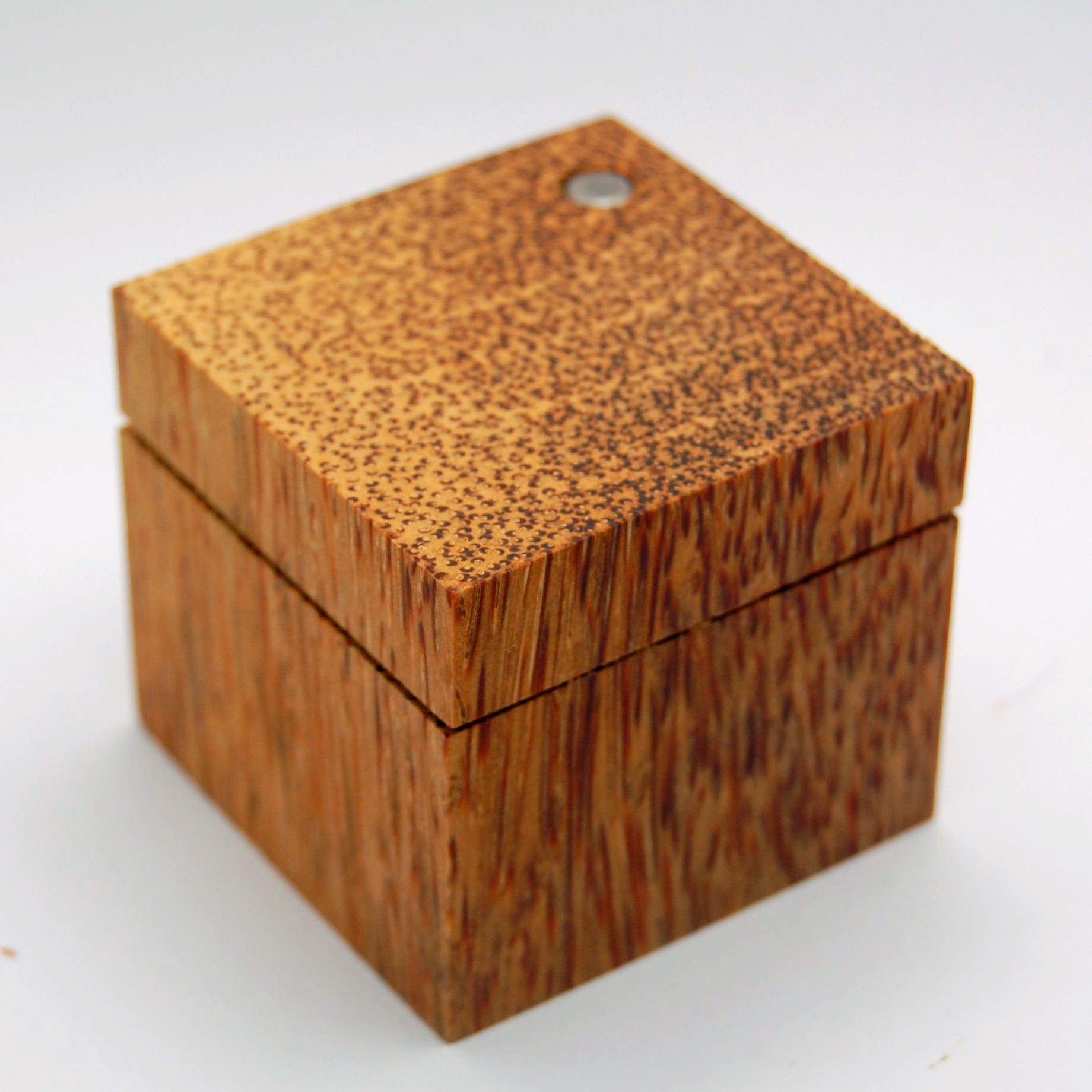 RED PALM RING BOX | Wedding Ring Box For 1 Ring or 2 Rings - Minter and Richter Designs