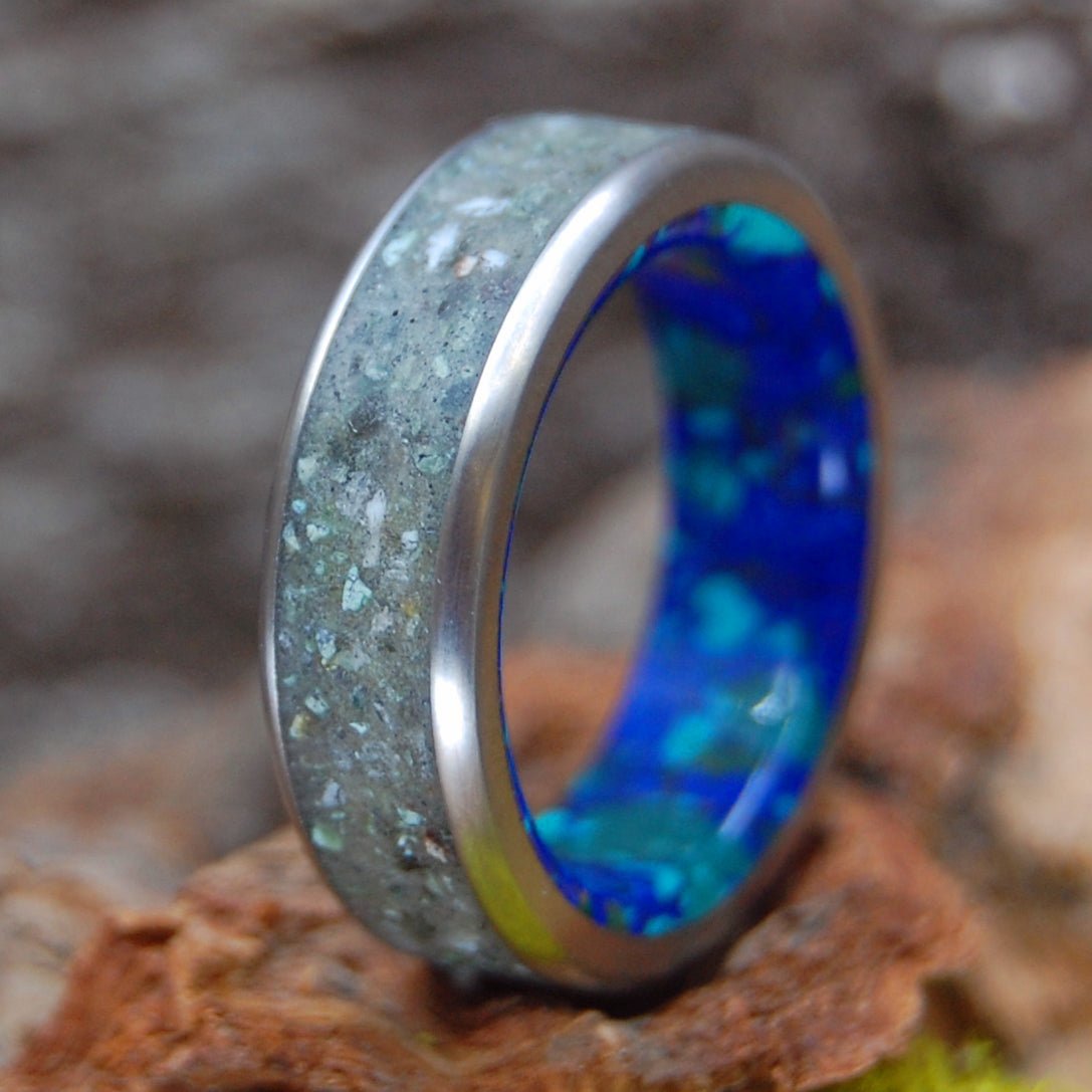 SAPPHIRE LAKE TAHOE SPOTTED | Azurite Stone & Lake Tahoe Rocks - Unique Wedding Ring - Stone Wedding Ring - Minter and Richter Designs