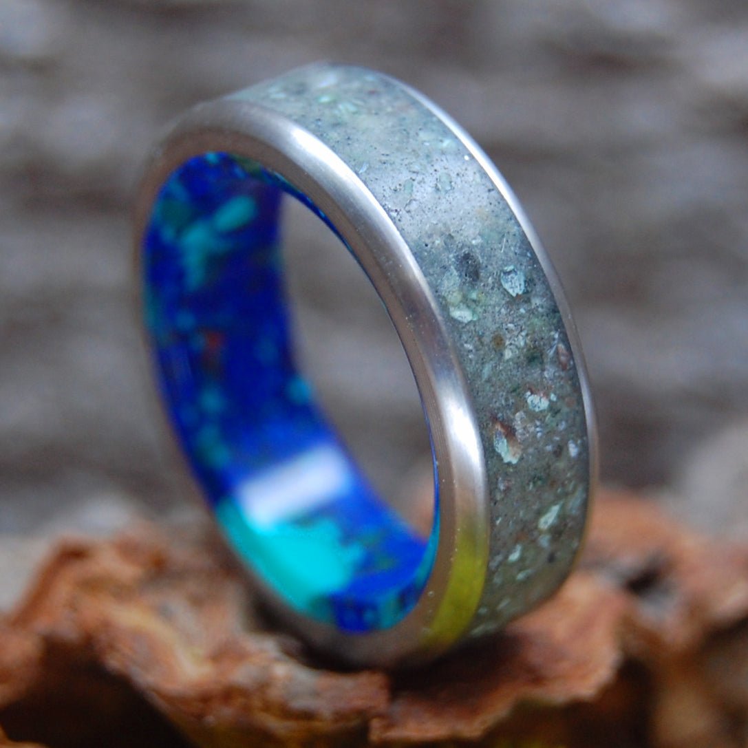 SAPPHIRE LAKE TAHOE SPOTTED | Azurite Stone & Lake Tahoe Rocks - Unique Wedding Ring - Stone Wedding Ring - Minter and Richter Designs
