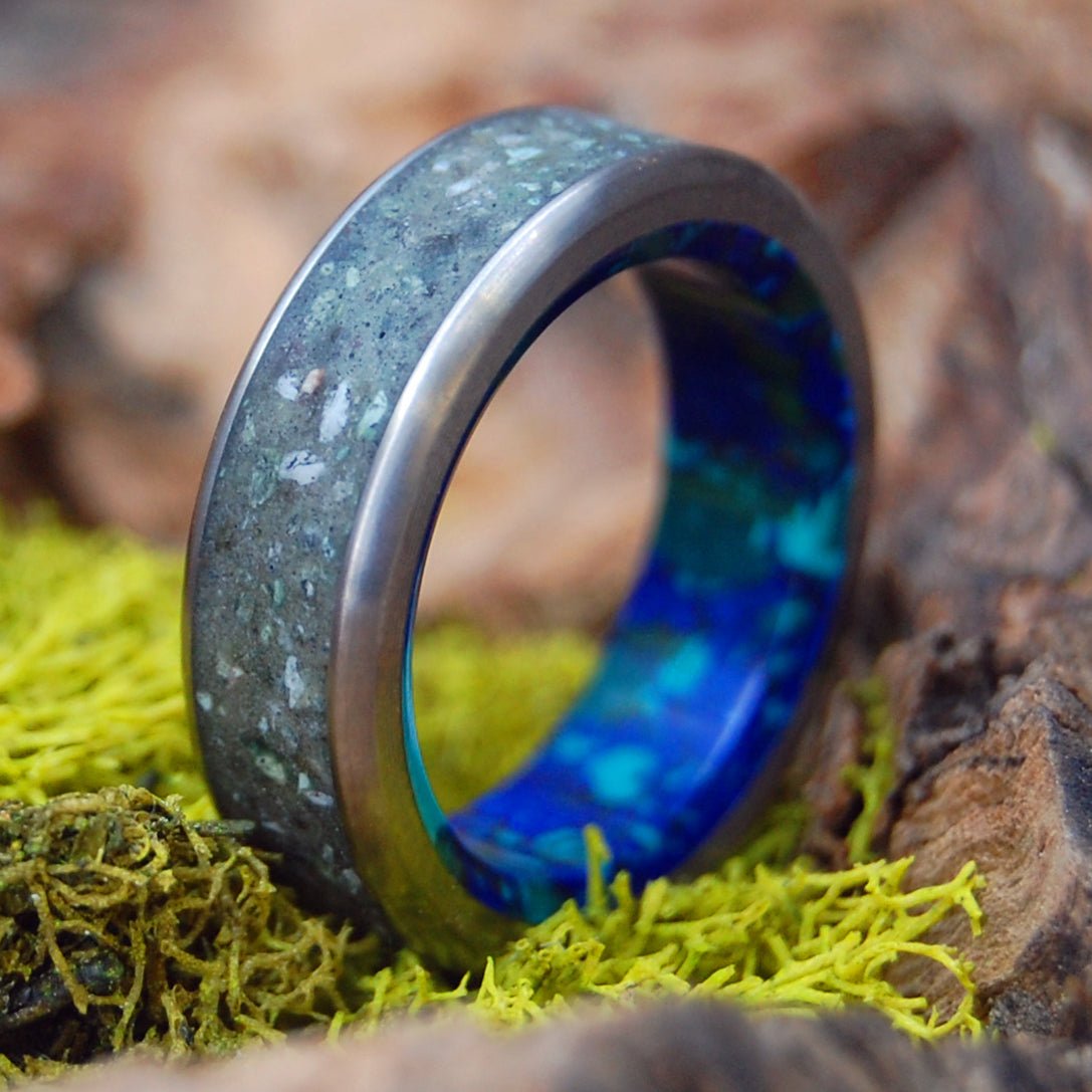 SAPPHIRE LAKE TAHOE SPOTTED | Azurite Stone & Lake Tahoe Rocks - Unique Wedding Ring - Stone Wedding Ring - Minter and Richter Designs