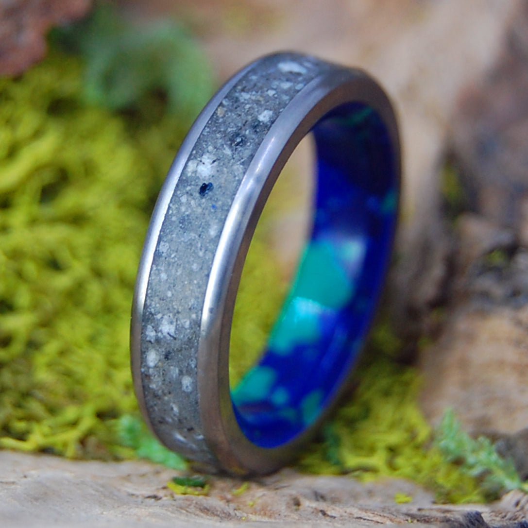 SAPPHIRE LAKE TAHOE SPOTTED NARROW | Azurite Stone & Lake Tahoe Rocks - Unique Wedding Ring - Stone Wedding Ring - Minter and Richter Designs