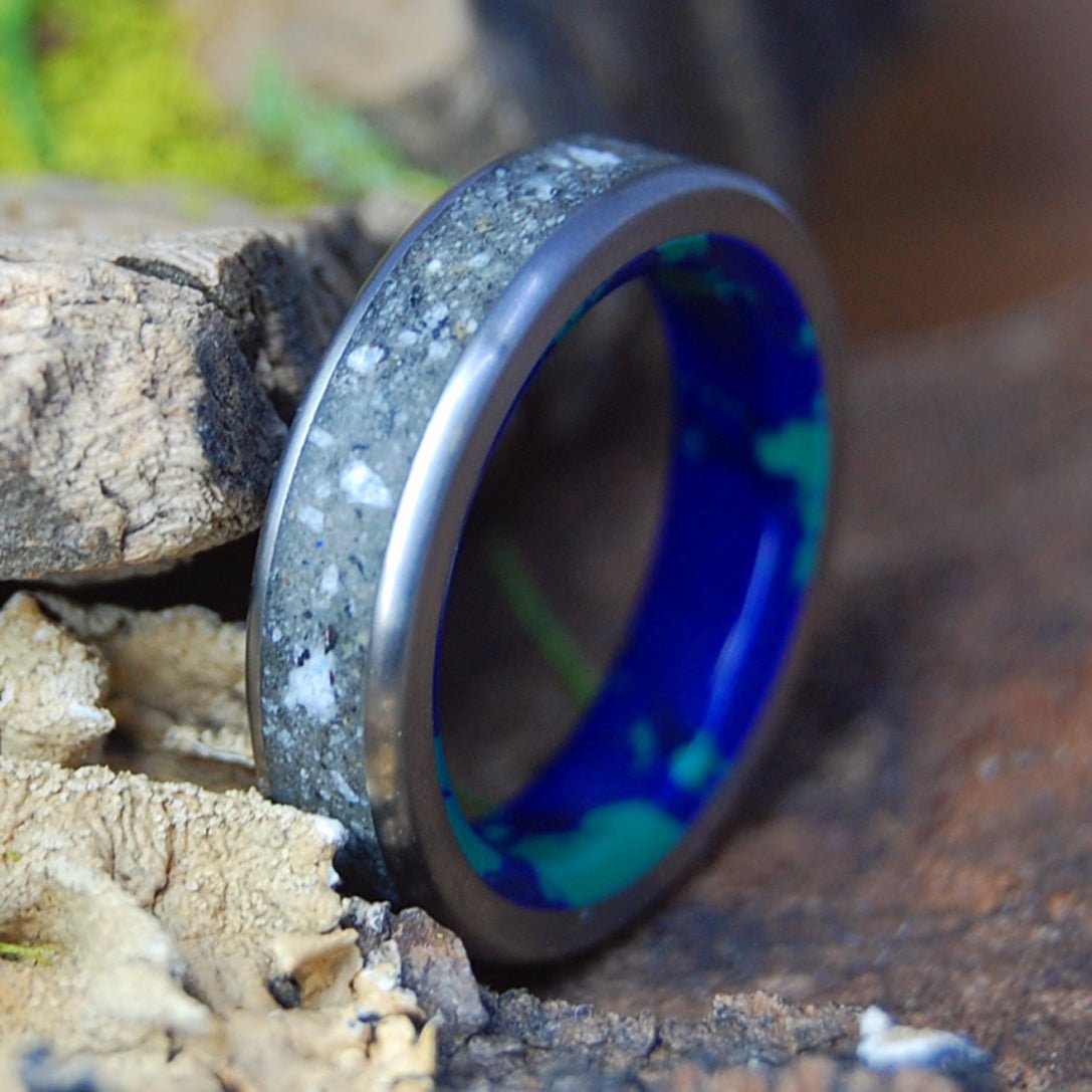 SAPPHIRE LAKE TAHOE SPOTTED NARROW | Azurite Stone & Lake Tahoe Rocks - Unique Wedding Ring - Stone Wedding Ring - Minter and Richter Designs