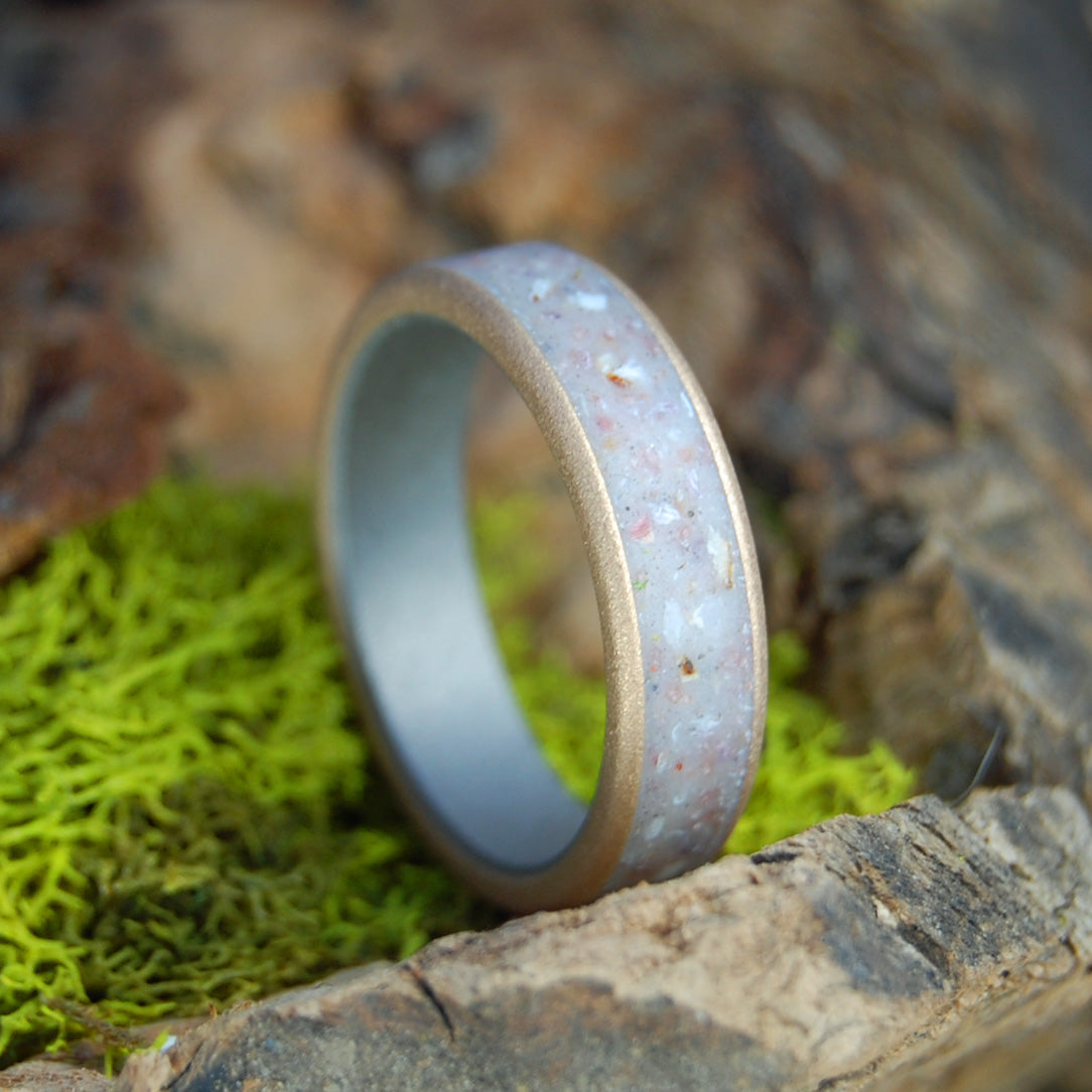 Single Center Inlay with Matte Copper Earth Memento Ring