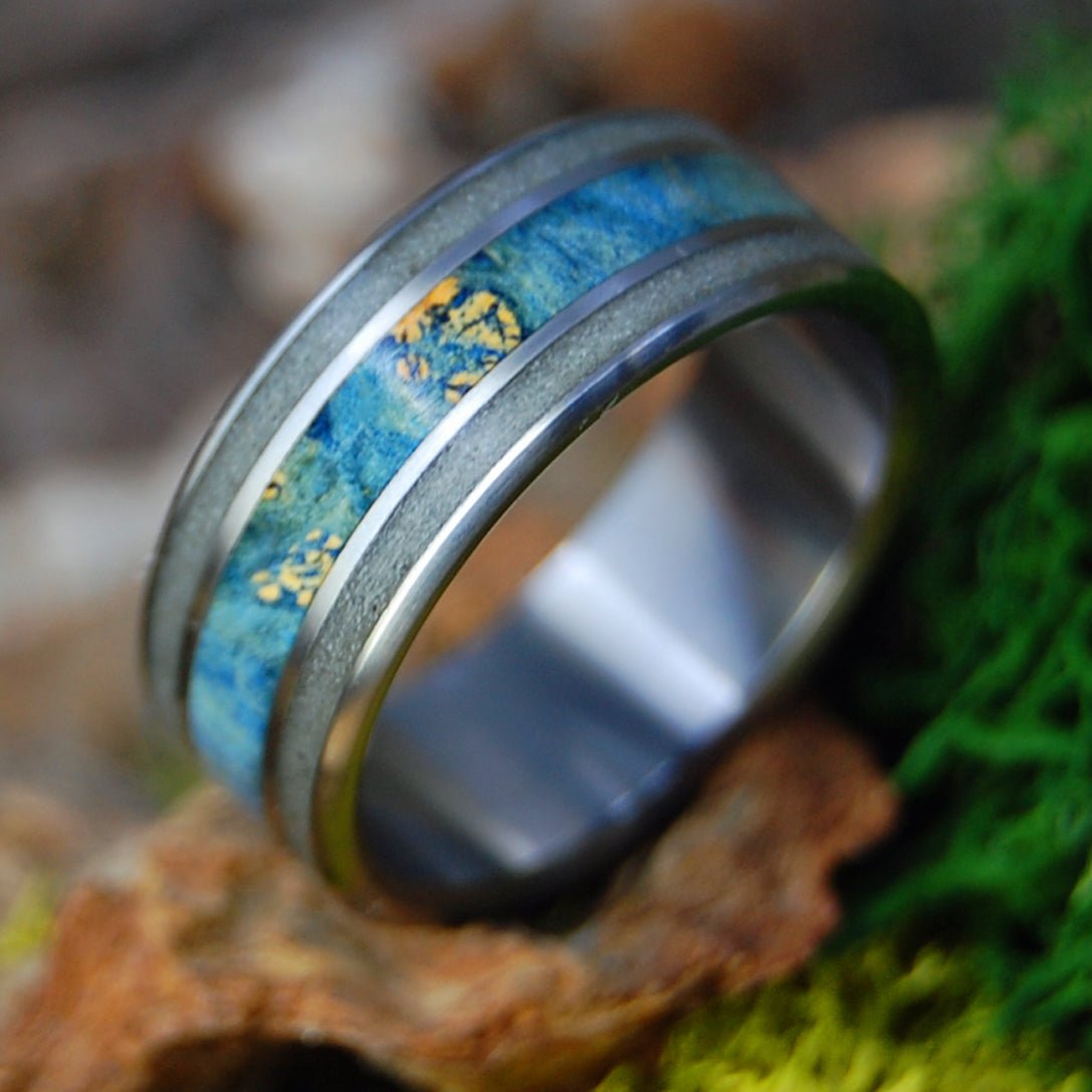 ST. AUGUSTINE SEA ROUND | Men's St. Augustine Beach Sand, Blue Box Elder Wood & Titanium Wedding Ring - Minter and Richter Designs