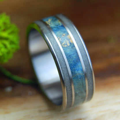 ST. AUGUSTINE SEA ROUND | Men's St. Augustine Beach Sand, Blue Box Elder Wood & Titanium Wedding Ring - Minter and Richter Designs