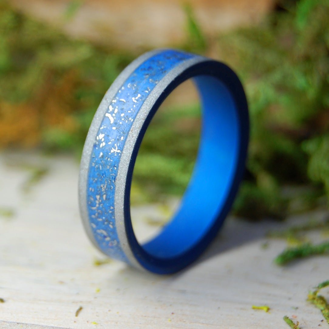 Status Pick Up | Men's Titanium Wedding Ring - Minter and Richter Designs