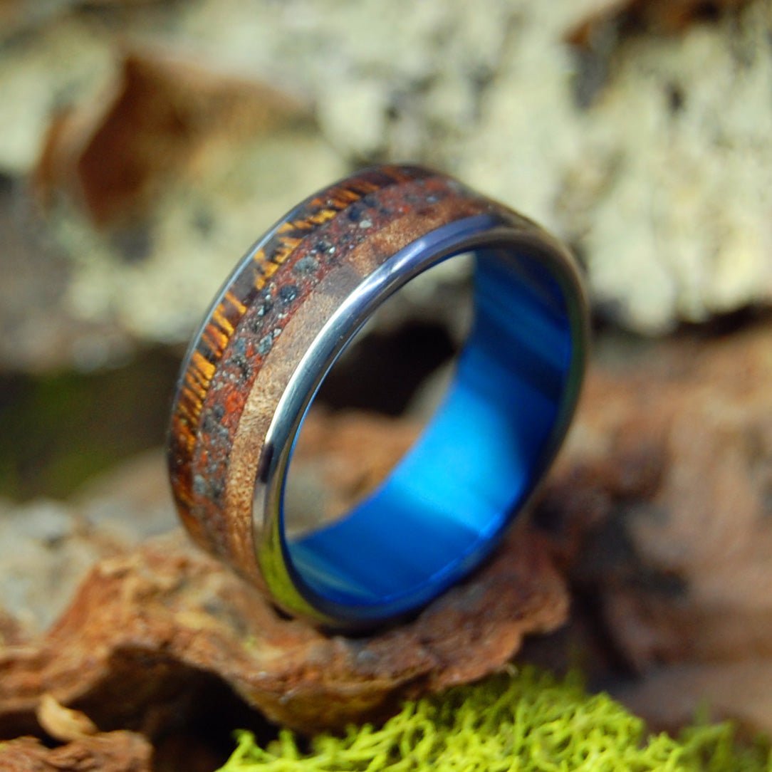 The Meteorites And Lava Flows Of Texas | Men's Crushed Meteorite, Texas Mesquite & Redwood, Icelandic Lava, Oregon Red Lava & Titanium Wedding Ring - Minter and Richter Designs