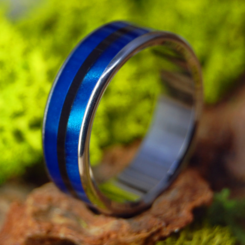 THE WINE GUY AND THE JUDGE | Men's Blue Marbled Opalescent Resin, Onyx & Titanium Wedding Ring
