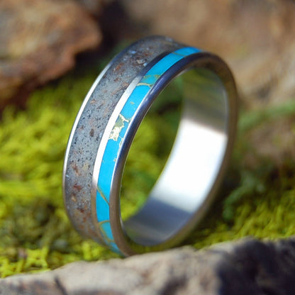 TIBETAN MONK IN JOSHUA TREE | Men's Joshua Tree Bark, Tibetan Turquoise & Titanium Wedding Ring - Minter and Richter Designs