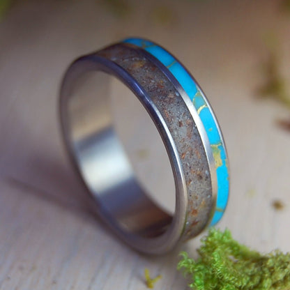 TIBETAN MONK IN JOSHUA TREE | Men's Joshua Tree Bark, Tibetan Turquoise & Titanium Wedding Ring - Minter and Richter Designs