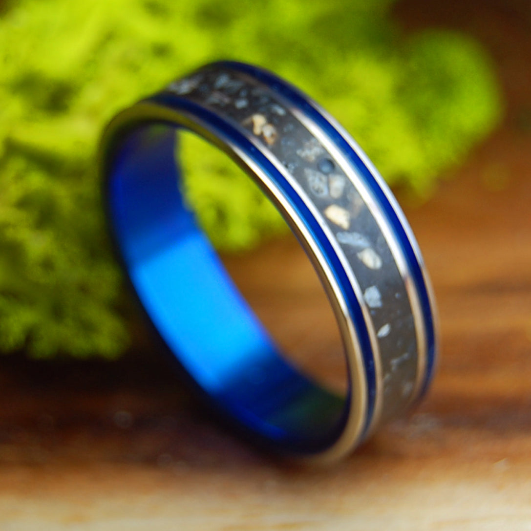 UP TOP & DOWN UNDER BLACK | Men's Australian Sand, Icelandic Sand & Titanium Wedding Ring