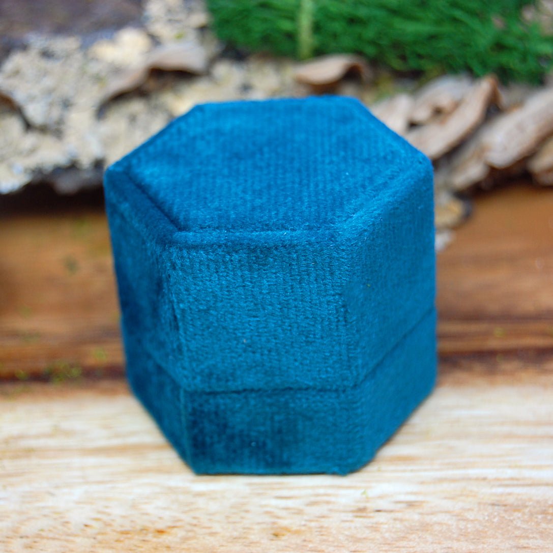 VELVET RING BOX - DARK CYAN | Ultra Soft Velvet Wedding Ring Box For 1 Ring - Minter and Richter Designs