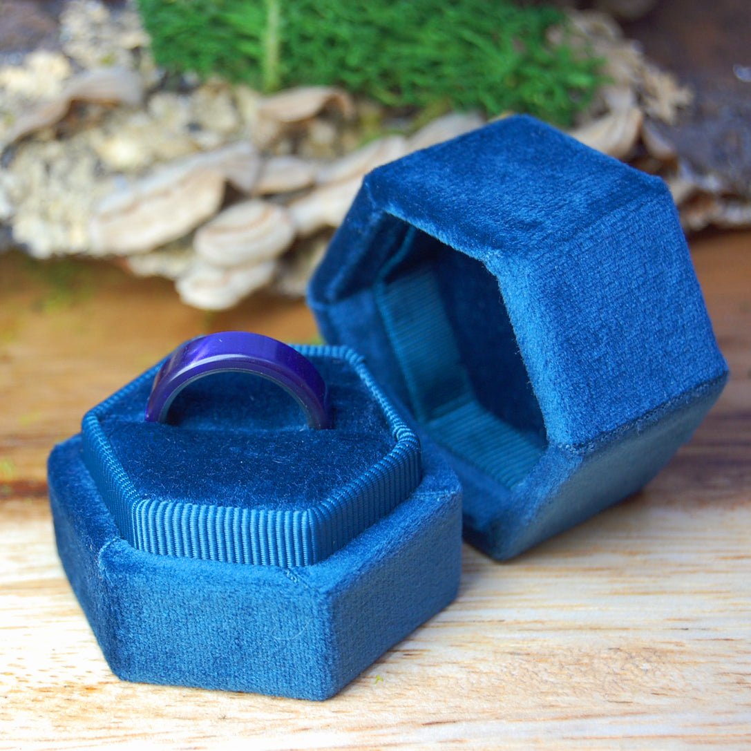 VELVET RING BOX - STEEL BLUE | Ultra Soft Velvet Wedding Ring Box For 1 Ring - Minter and Richter Designs