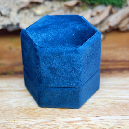 VELVET RING BOX - STEEL BLUE | Ultra Soft Velvet Wedding Ring Box For 1 Ring - Minter and Richter Designs