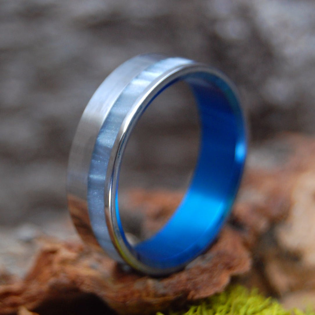 Opalescent Lava Burst Resin Rings & Bands: Mesmerizing Beauty – Minter ...