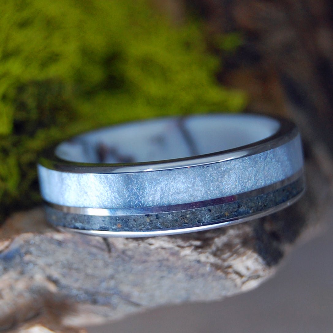 Wild Gray Kentucky | Men's Gray Marbled Opalescent, Kentucky Coal, Wild Horse Jasper Stone & Titanium Wedding Ring - Minter and Richter Designs