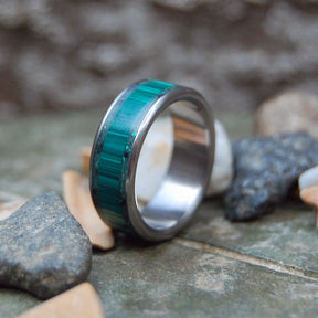 VERONA | Green Malachite & Beach Sand Titanium Wedding Ring - Minter and Richter Designs