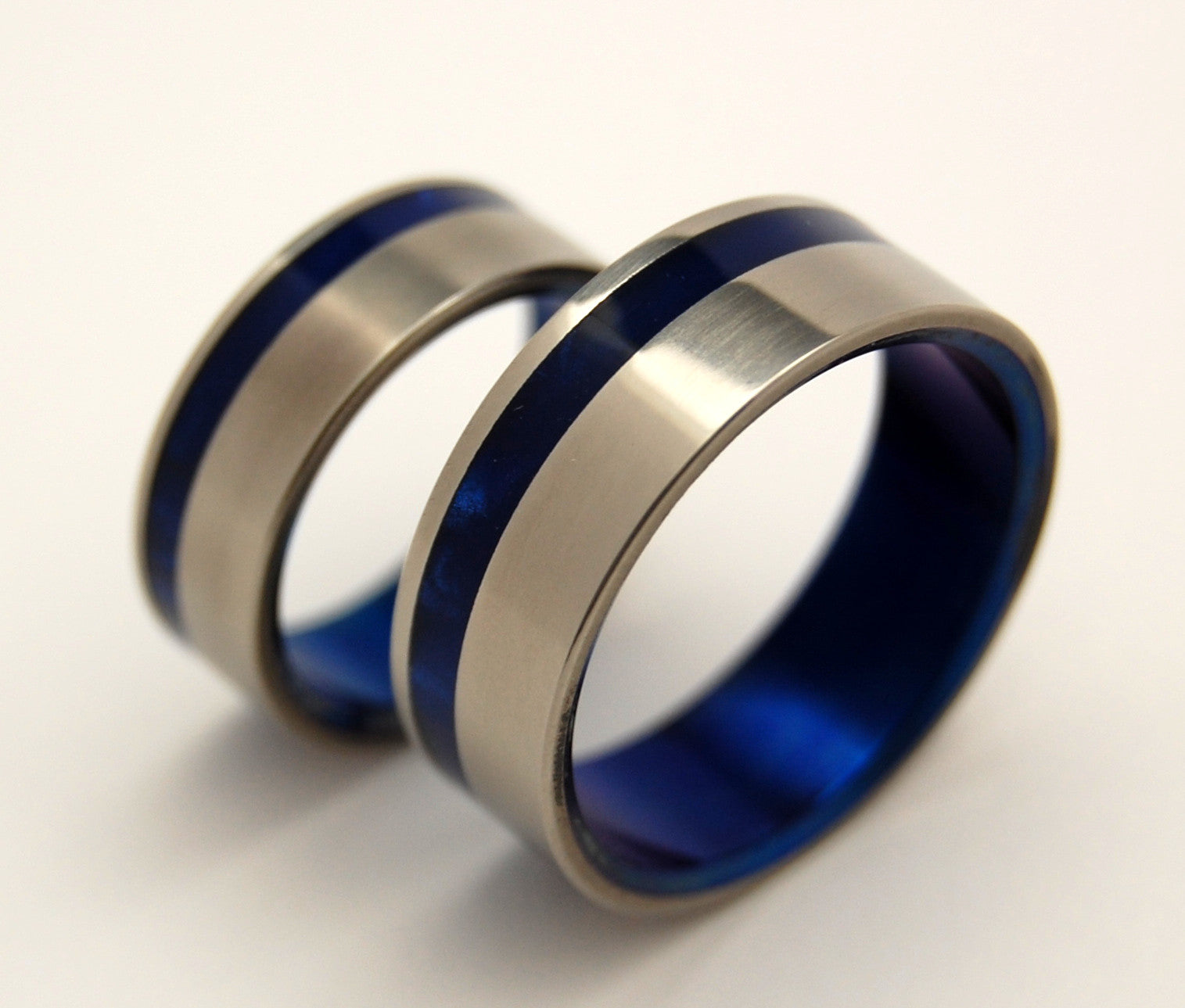 TO THE WINDS RESIGN | Blue Marbled Resin & Titanium - Unique Wedding Rings - Wedding Rings Set - Minter and Richter Designs