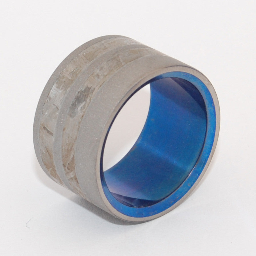 COSMIC WANDERER | Meteorite & Titanium Wedding Rings - Minter and Richter Designs