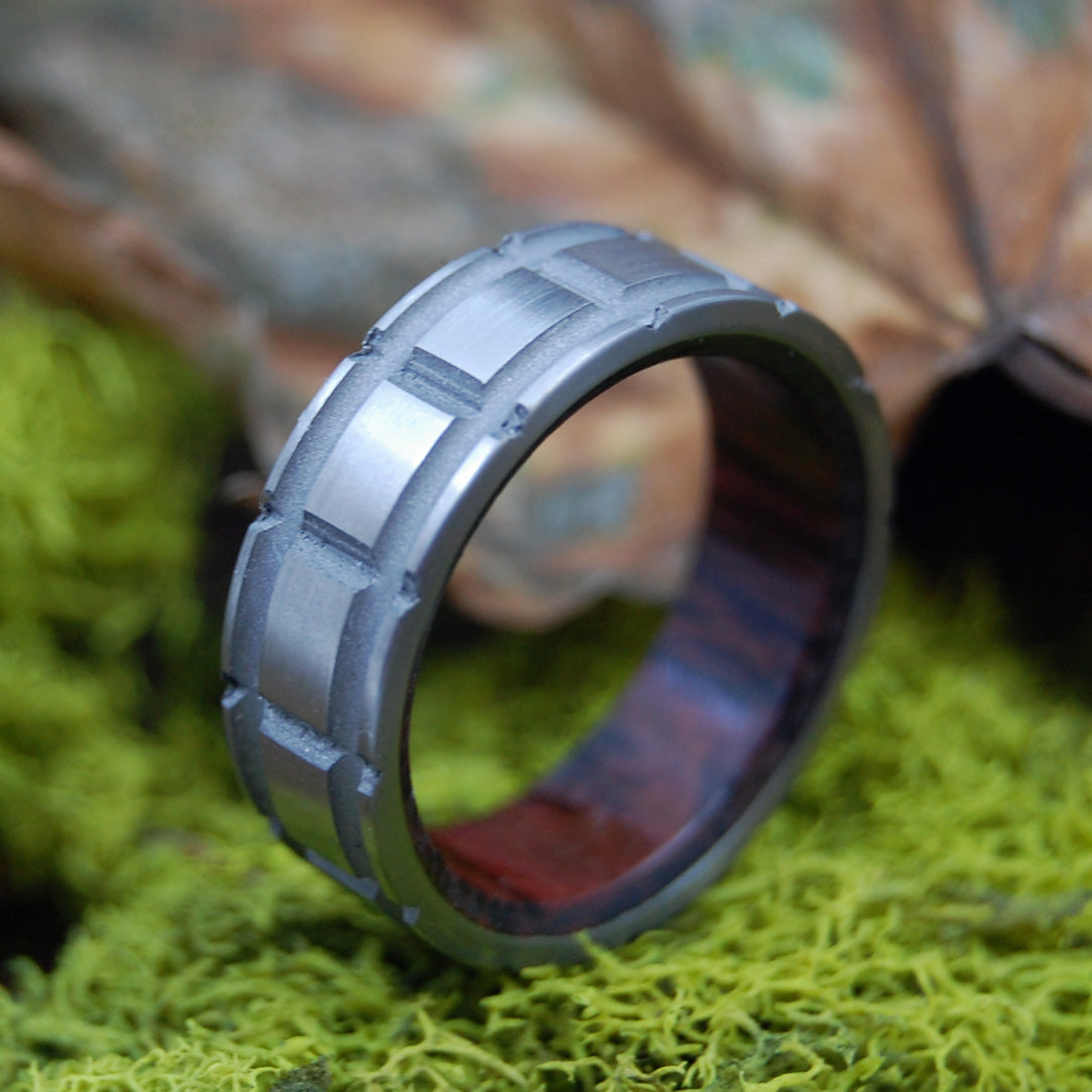 CROSSCUT PALM | Titanium & Wood Wedding Band - Unique Men's Ring - Minter and Richter Designs