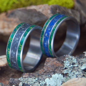 HERRING COVE BLACK AND BLUE | Beach Sand Titanium Wedding Ring Set - Minter and Richter Designs