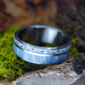 PUERTO RICAN SEA MIST | Beach Sand & Marbled Resin Wedding Ring - Minter and Richter Designs