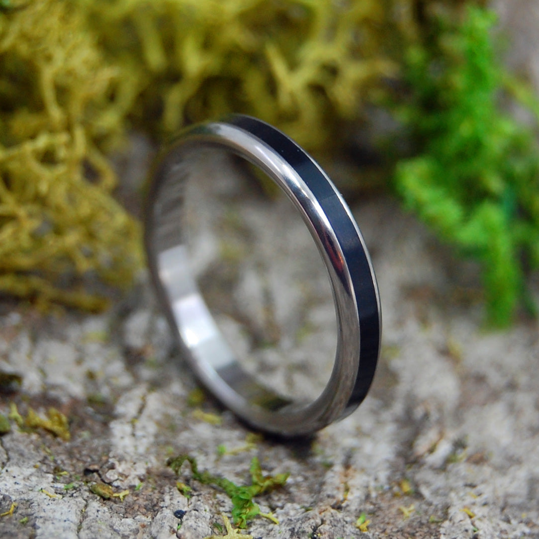 ROUNDED BEAM OF DARKNESS | Onyx Stone & Titanium Women's Wedding Rings - Minter and Richter Designs