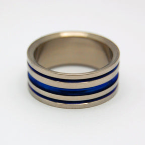 PERFECT GROOVE | Blue Anodized Titanium Wedding Rings - Minter and Richter Designs