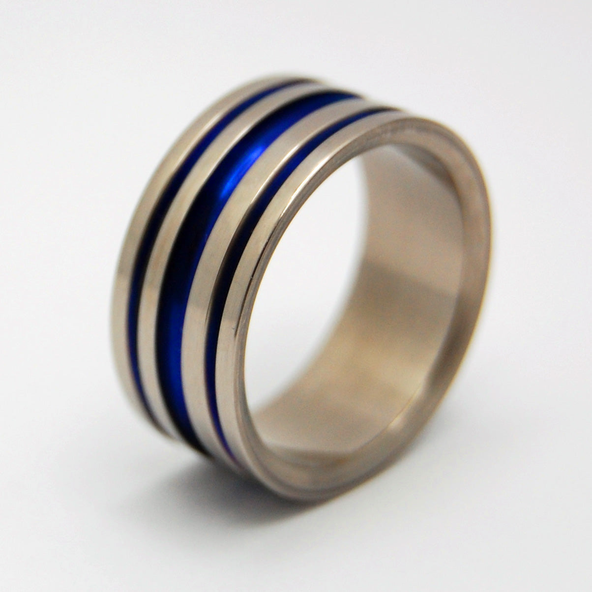 PERFECT GROOVE | Blue Anodized Titanium Wedding Rings - Minter and Richter Designs