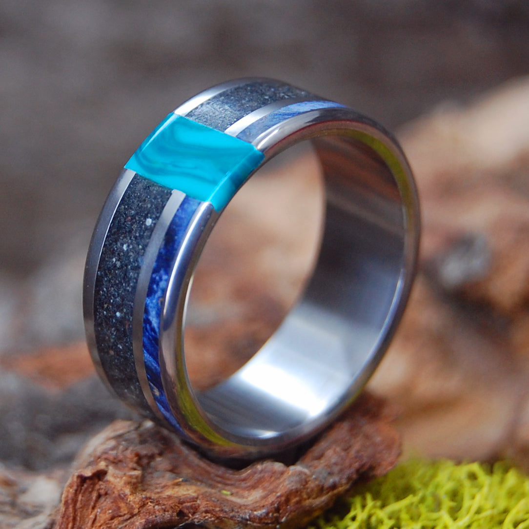 AURORA OVER ICELAND | Blue Box Elder Wood & Icelandic Sand Titanium Wedding Ring - Minter and Richter Designs