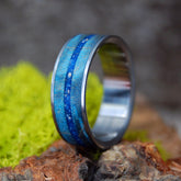BLUE BEACH MOOD | Beach Sand & Blue Maple Burl Wood - Titanium Wedding Ring - Minter and Richter Designs
