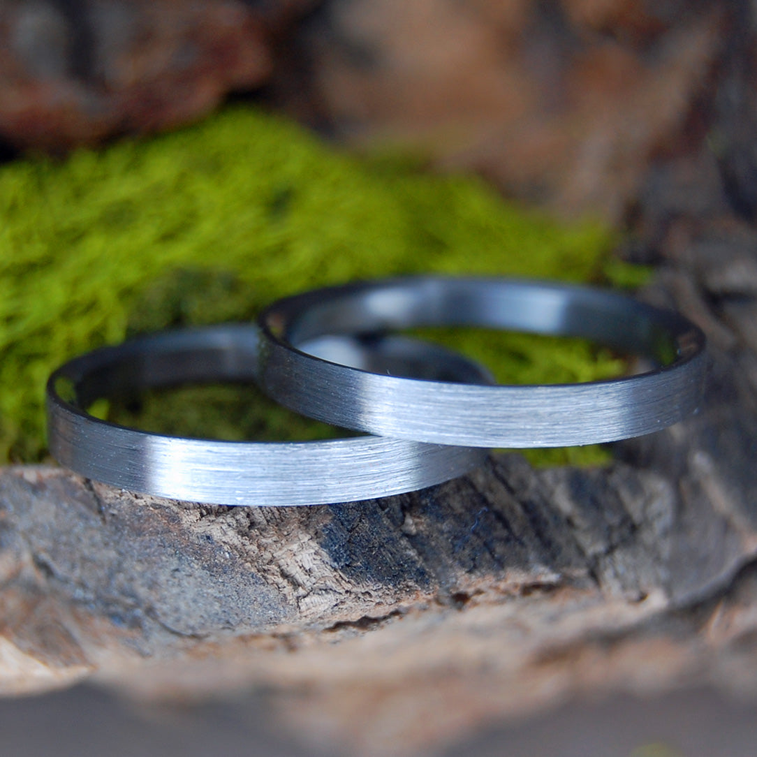 BRUSHED & NAKED SLIM | Titanium Wedding Rings Set - Minter and Richter Designs