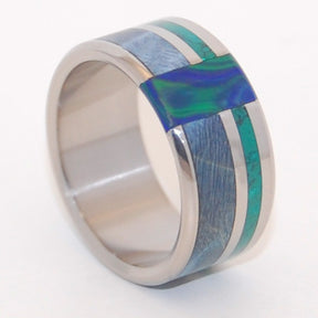 PEACOCK | Blue Box Elder Wood, Jade Stone, Azurite Malachite Stone - Wooden Wedding Rings - Minter and Richter Designs